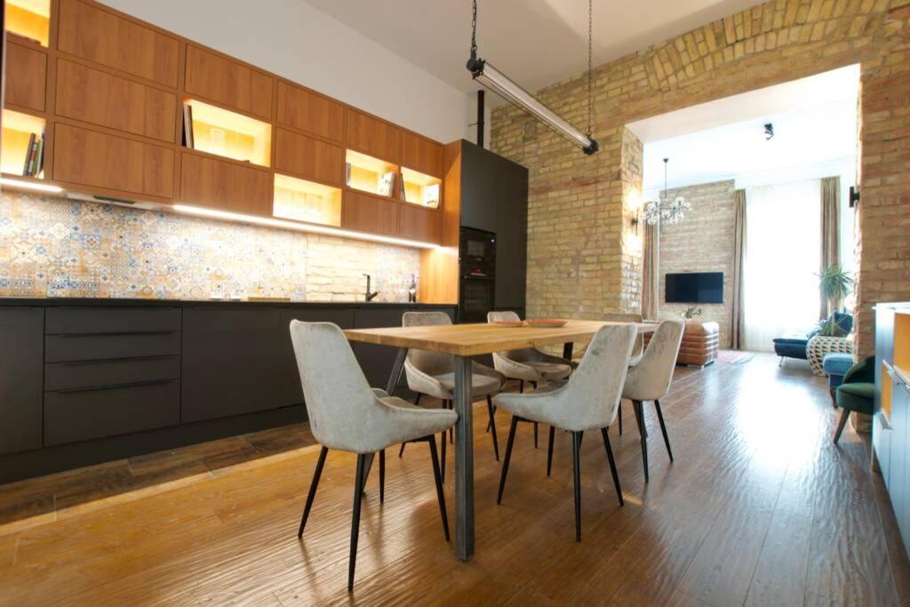 Premium Apartment By Hi5 - Best Ever Budapeşte Dış mekan fotoğraf