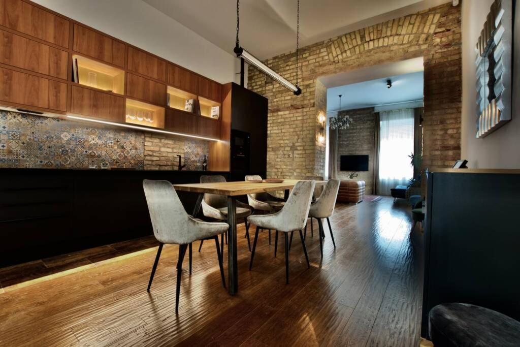 Premium Apartment By Hi5 - Best Ever Budapeşte Dış mekan fotoğraf