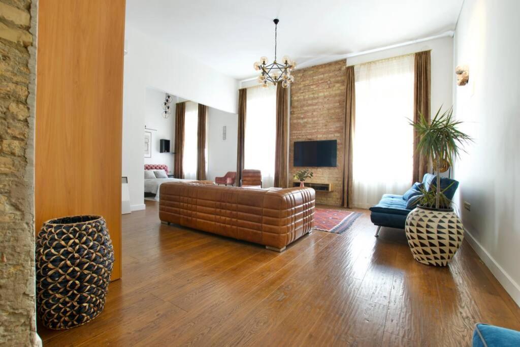 Premium Apartment By Hi5 - Best Ever Budapeşte Dış mekan fotoğraf
